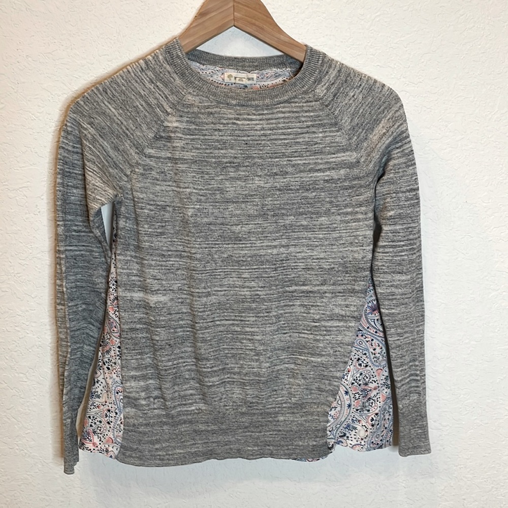 {Tucker+Tate} Gray Front/Floral Back Long Sleeve Shirt